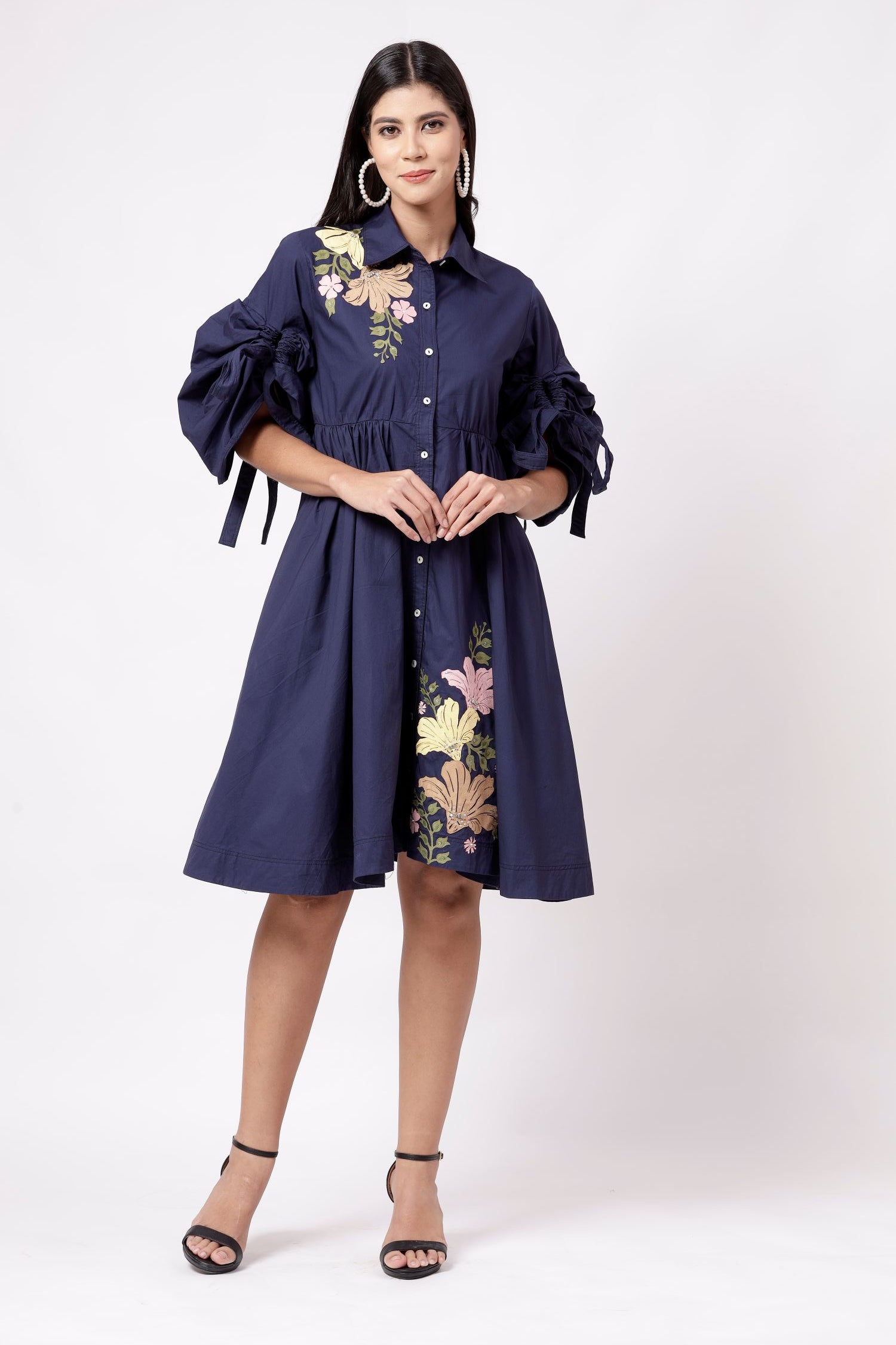 FREYA-NAVY FLORAL