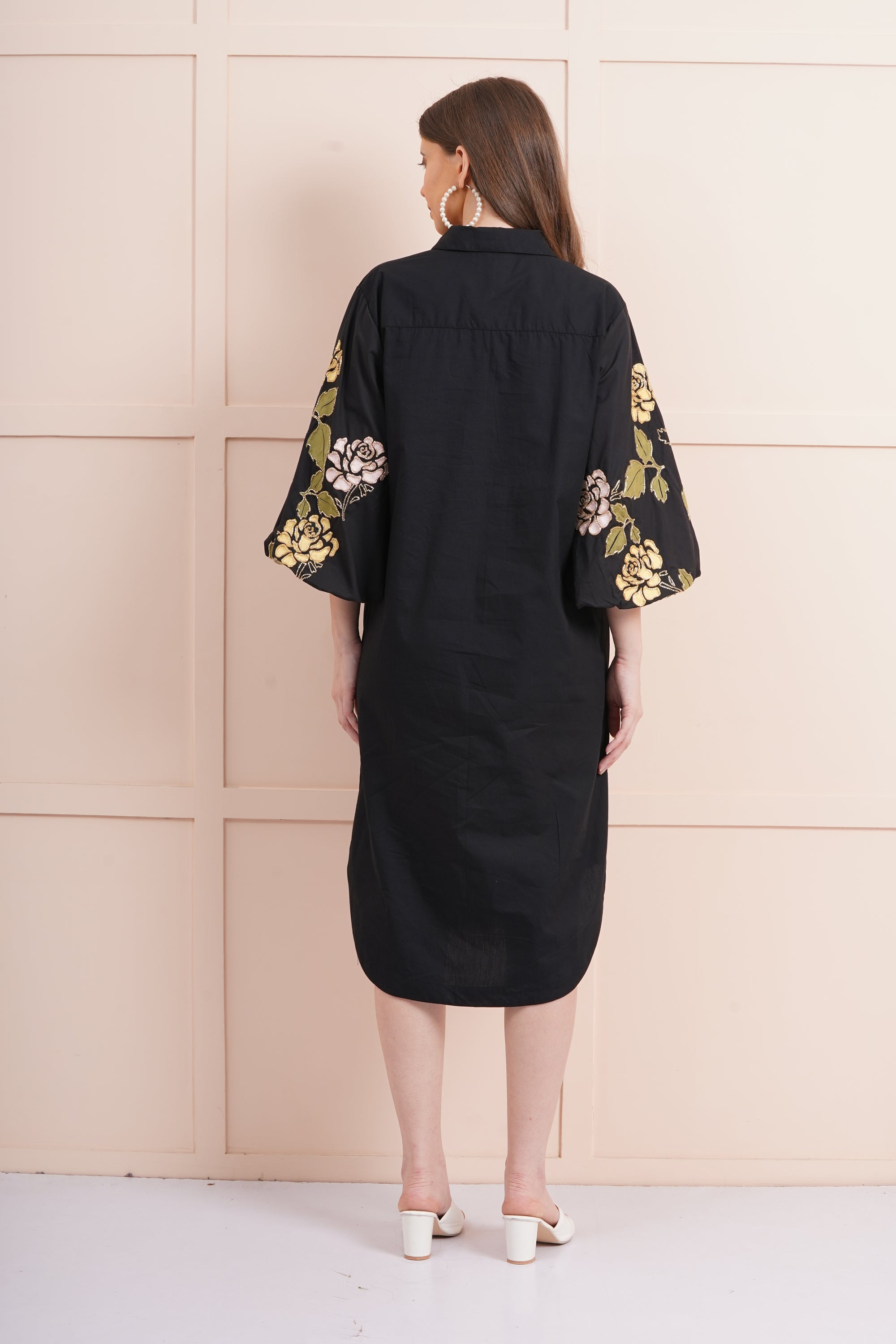 OLIVE-BLACK ROSE